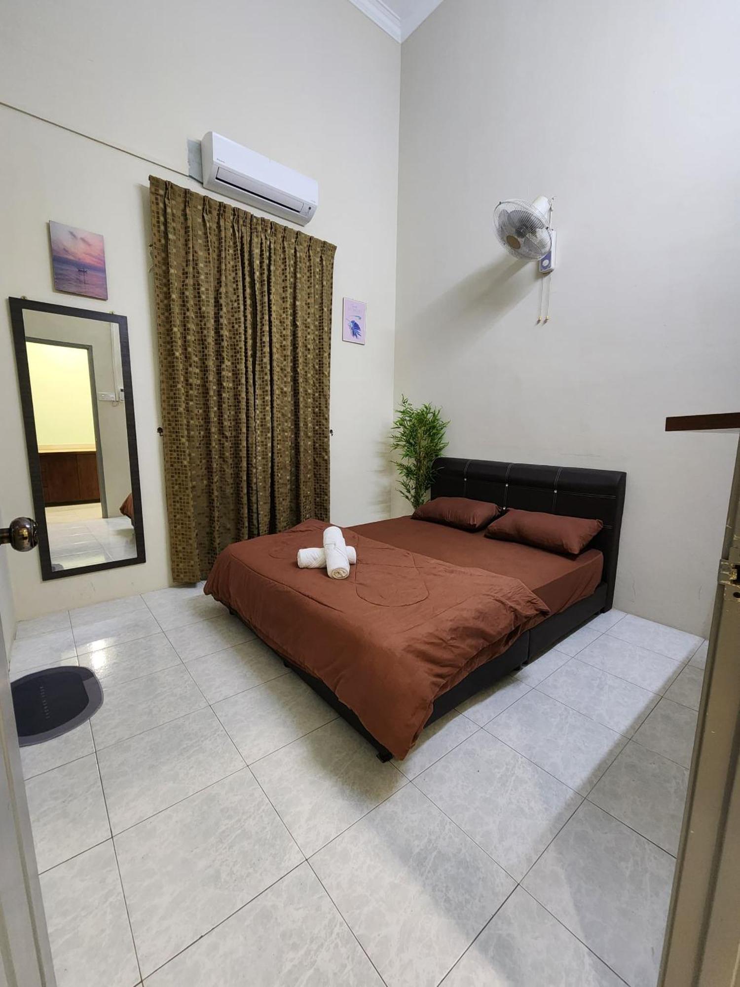 Galaxy Guest Home By Ipoh Maju Stay Exterior photo